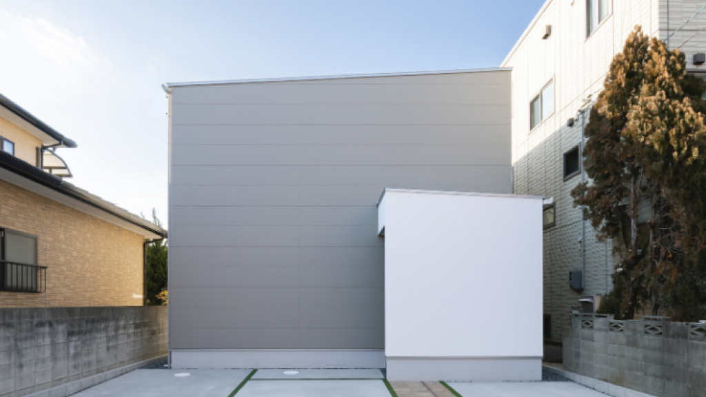 デザイナーズハウス木屋 性能と品質 デザイナーズハウス木屋の自由設計注文住宅は、暮らしやすさを考えたシンプルで機能的な設計と高気密・高断熱をはじめとした性能を両立した住まいです。