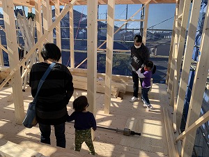 棟上げ