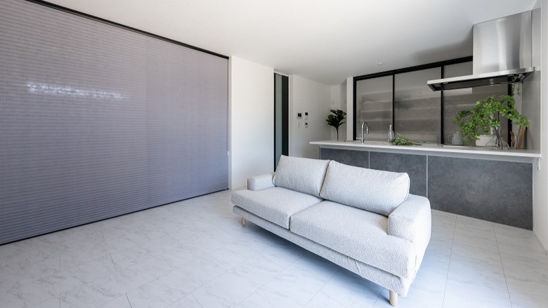 自由設計で叶えたビルトインガレージの家