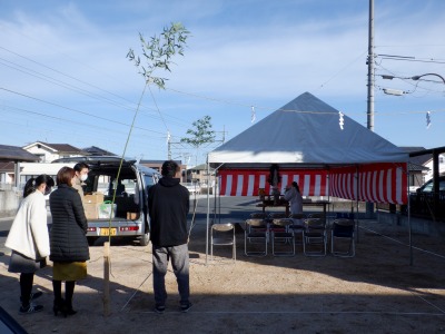 春も近いぜ 地鎮祭 デザイナーズハウス木屋
